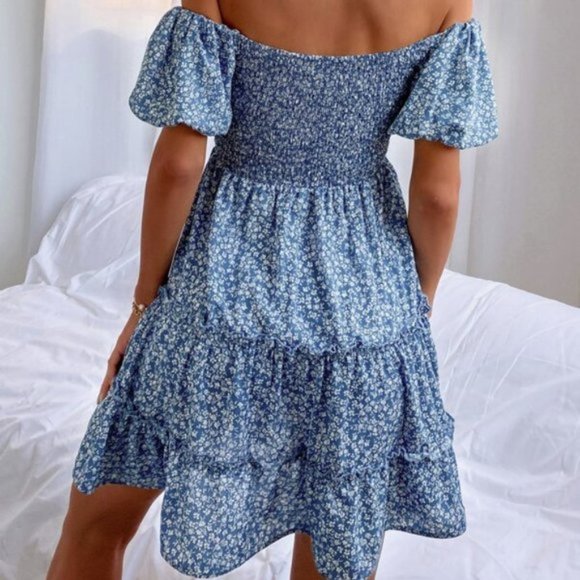 Ditsy Floral Frill Shirred Dress - Picture 6 of 6